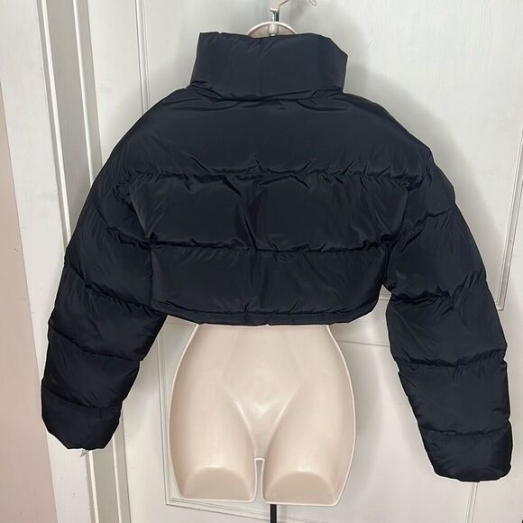 Nasty Gal Padded Puffer Super Cropped Jacket Black Size 4 Size 4 - Picture 8 of 9